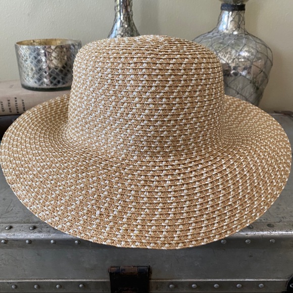 Gold & Tan Woven Flexible Straw Hat - Picture 4 of 8